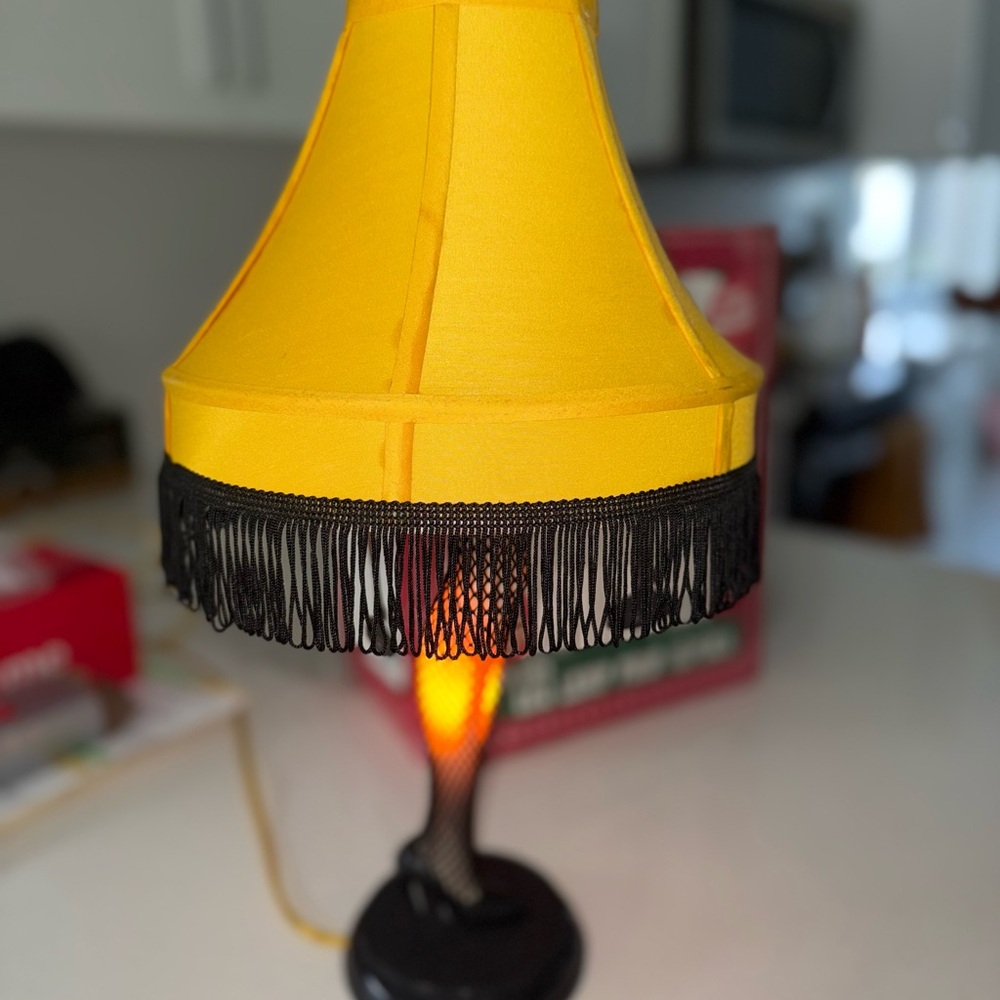 Fishnet Leg Lamp with Black Base - Picture 5 of 7